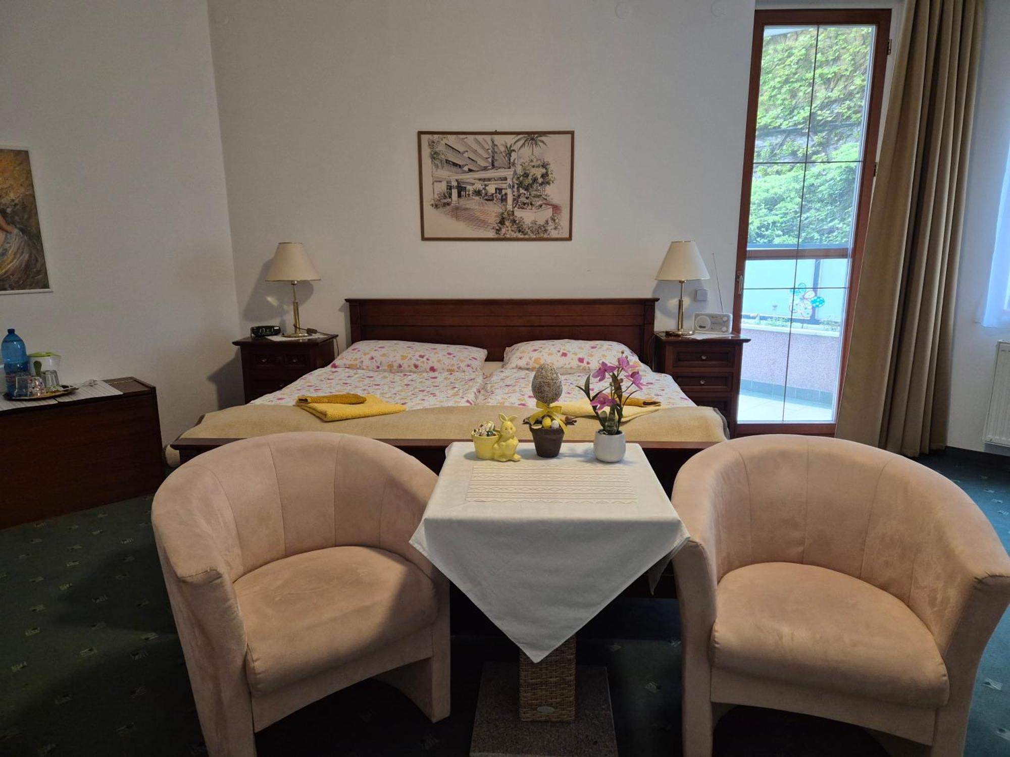 Kristoff Plaza Trencianske Teplice Aparthotel Trencin Ngoại thất bức ảnh